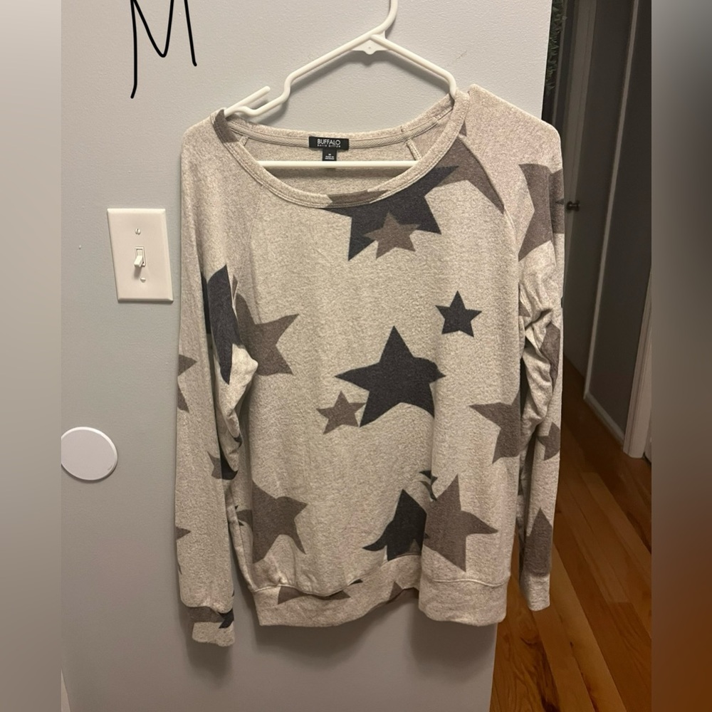 Never worn. Great condition